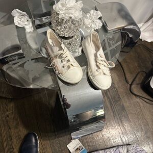 Burberry kids sneakers